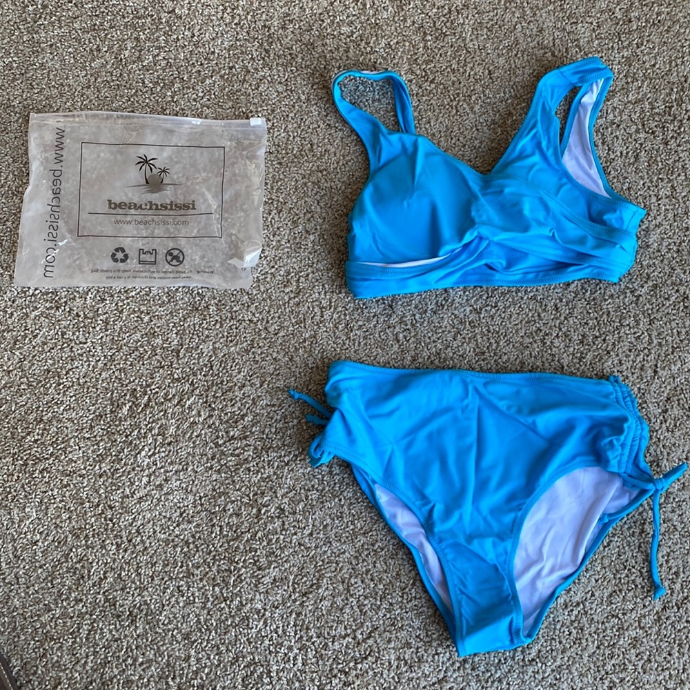 Woman’s swimsuit. Size M. Beachsissi brand. NEVER WORN. BRAND NEW.